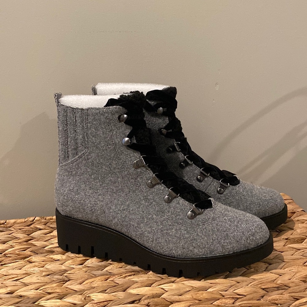 Anne Klein boots